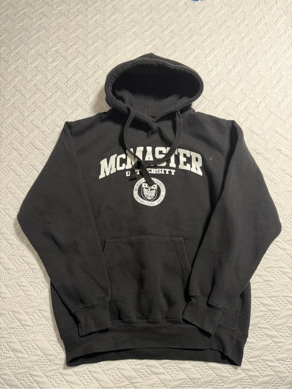 McMaster University Varsity Black Pullover Hoodie Sweatshirt Adult Medium Campus
